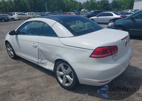 2012 Volkswagen Eos Lux/Executive z USA, uszkodzony, nr VIN WVWFW7AH5CV010228